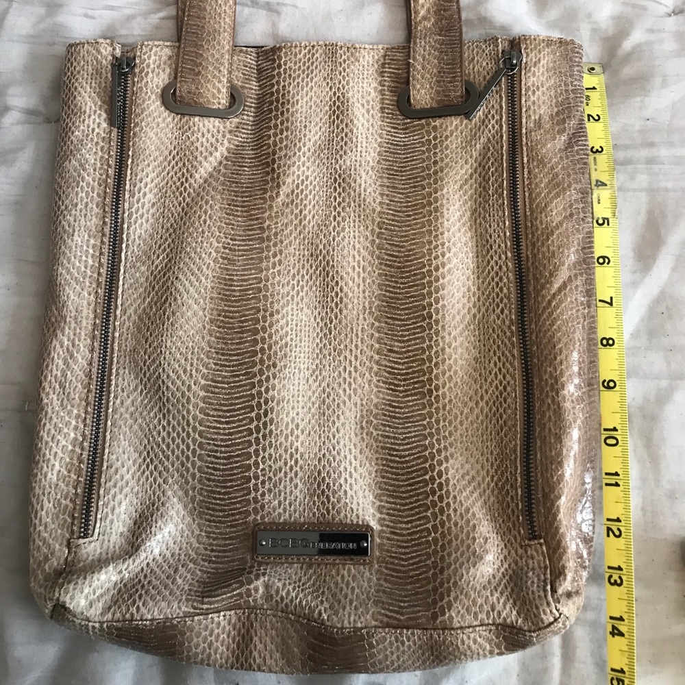 BCBGeneration Shoulder bag